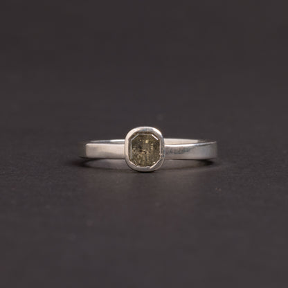 Anello Incluso